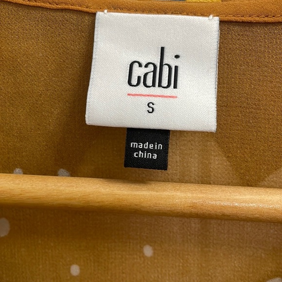 CAbi print top with cute collar. S - Picture 5 of 6